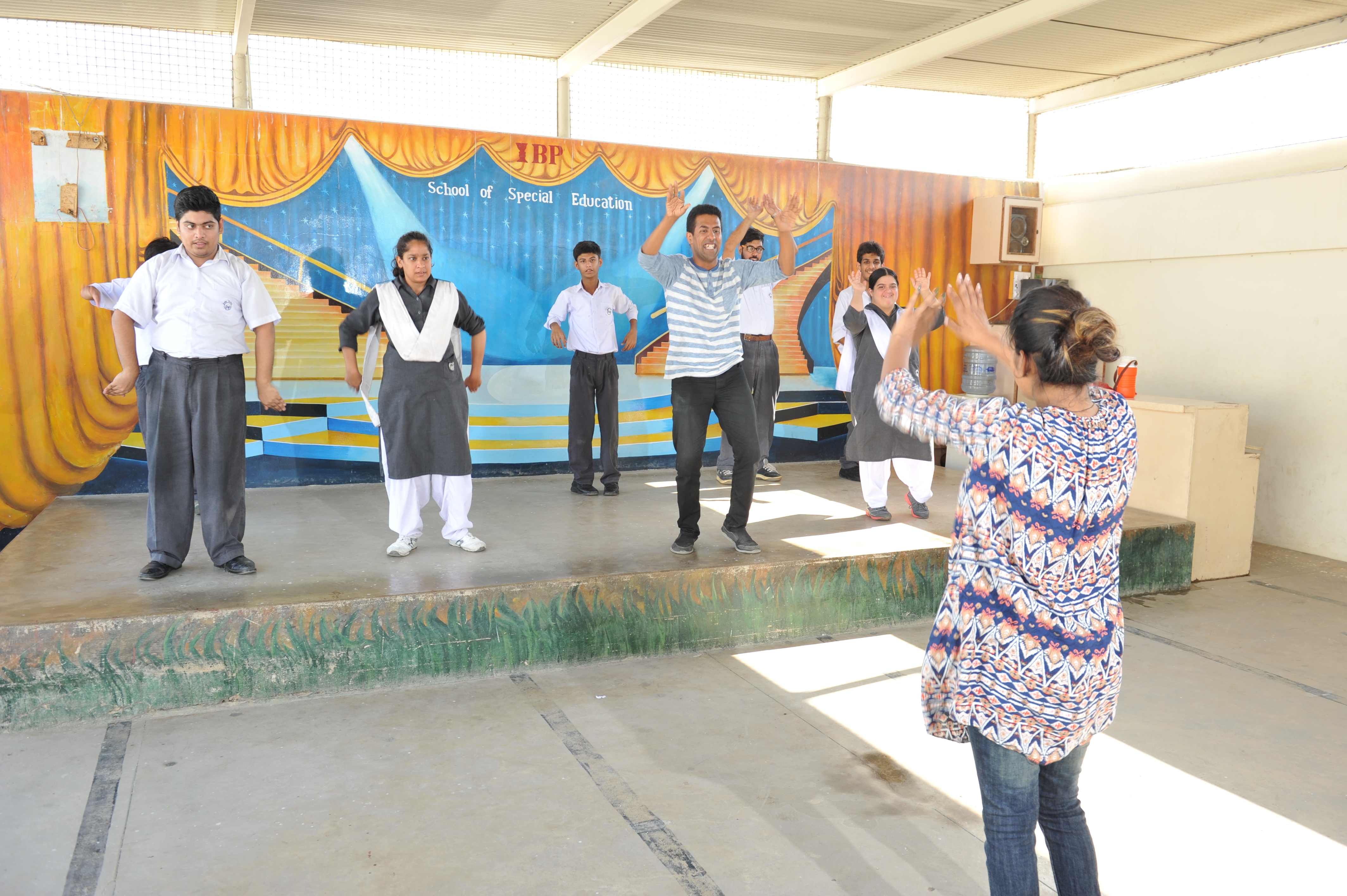 Inauguration and active setup of the digital inclusion workspace computer lab
